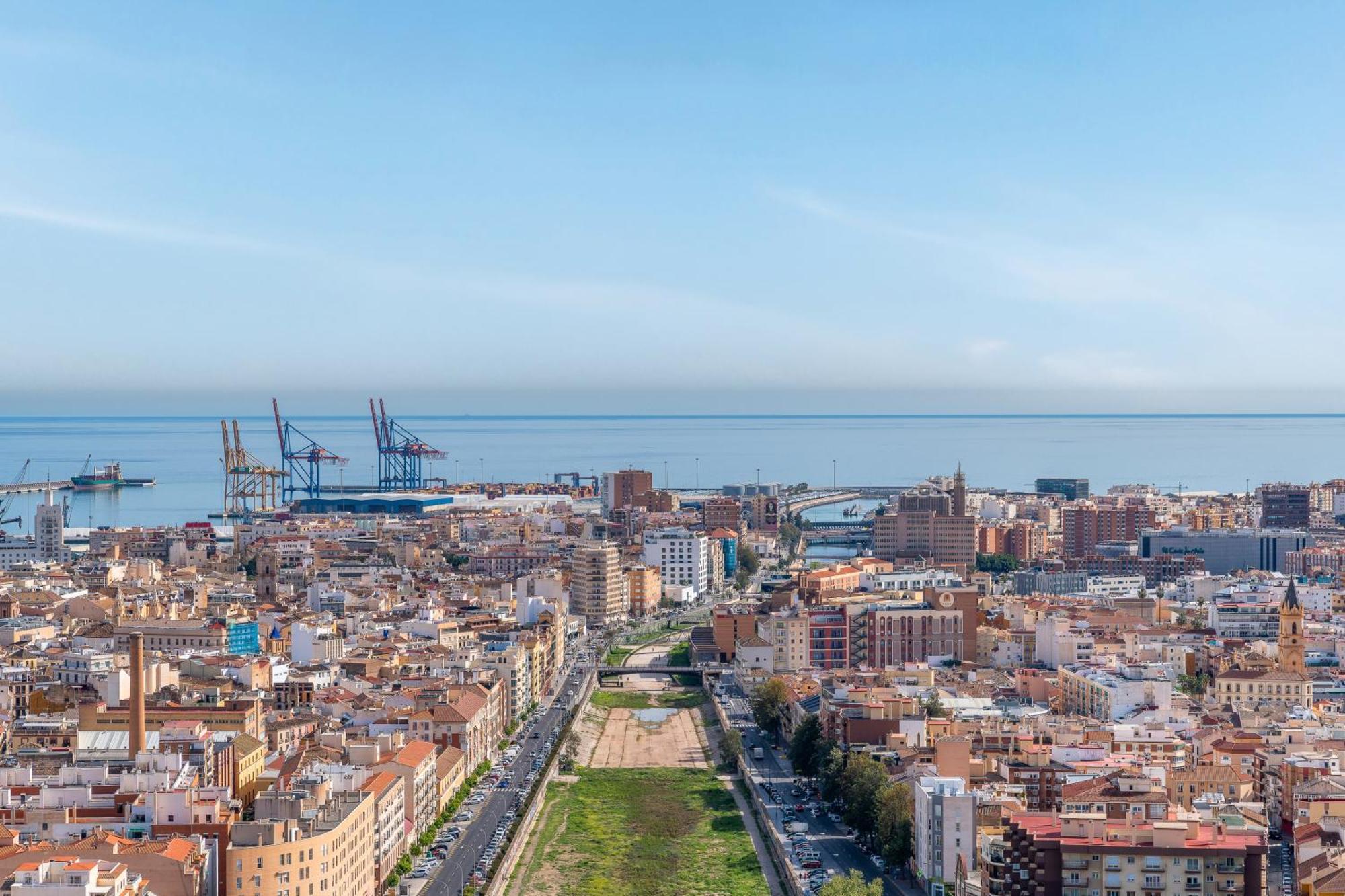 Malaga Tower View Leilighet Eksteriør bilde